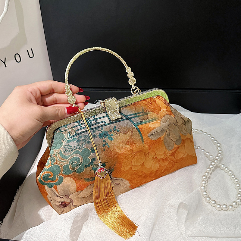 Stilvolle bestickte Umhängetas – Embroidery Ideas For Bags Bewertung und Preis