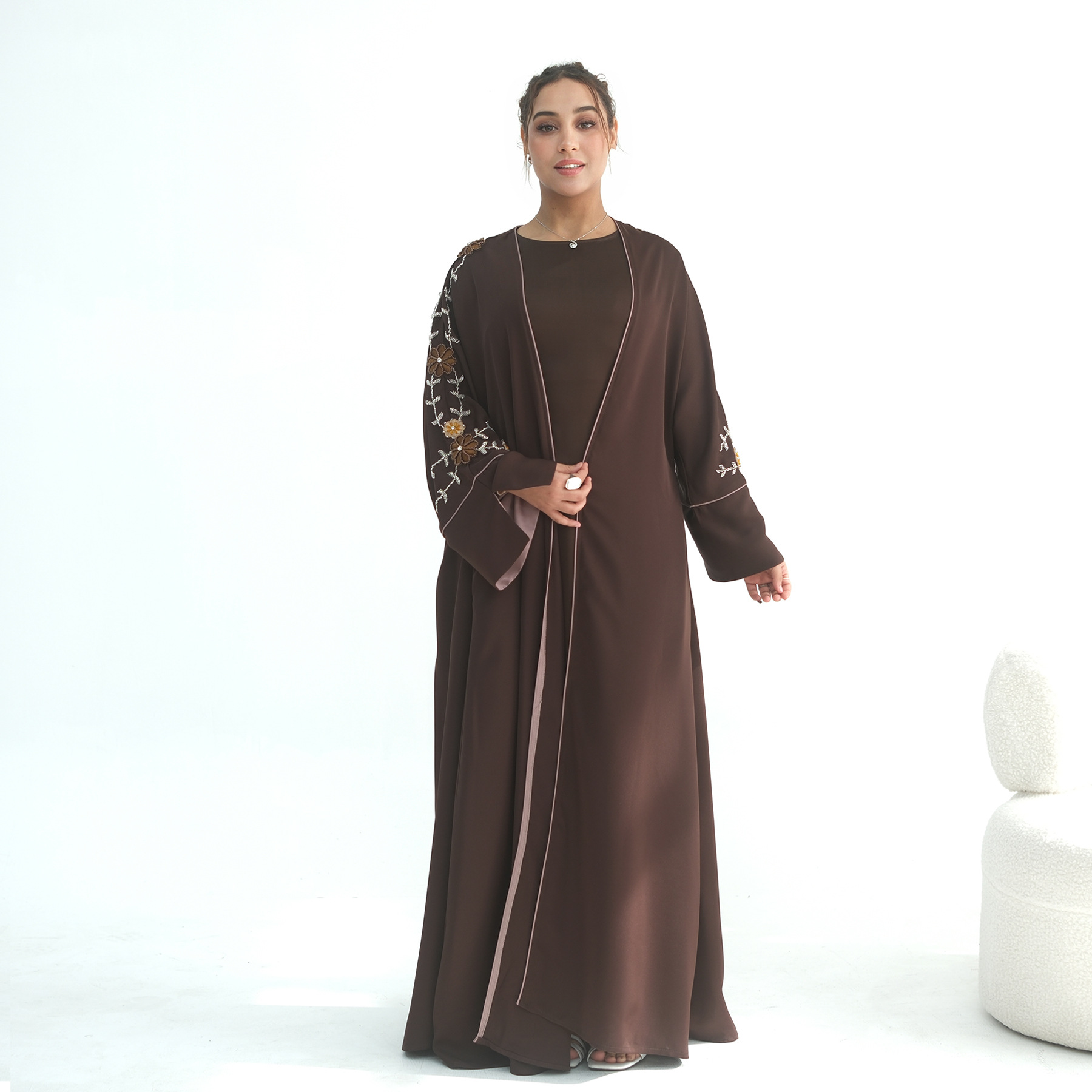 Eid Damen Abaya mit Stickerei  – Embroidery Arabic Bewertung und Preis